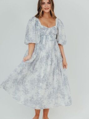 NWT Worth Collective Harlow Maxi Dress Light Blue Floral Size M
